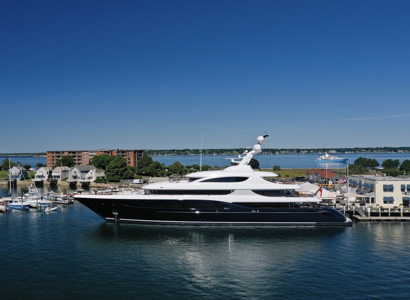 Caribbean Yacht